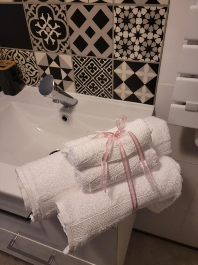 Petite Maison Cosy En Duplex Eguelshardt Kültér fotó