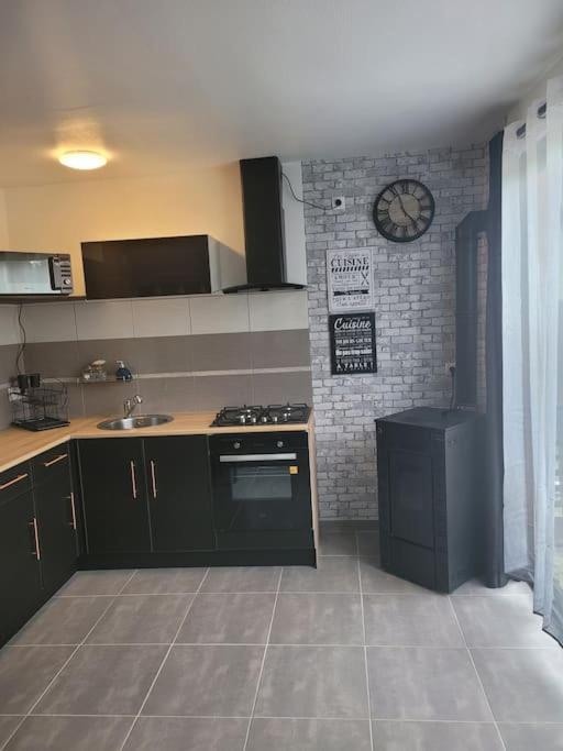 Petite Maison Cosy En Duplex Eguelshardt Kültér fotó
