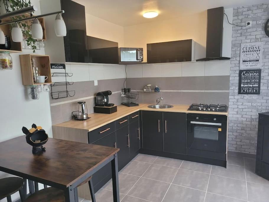 Petite Maison Cosy En Duplex Eguelshardt Kültér fotó